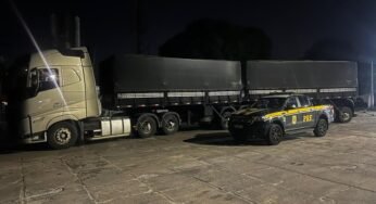 PRF tira de circulação carreta com carga de granito irregular na BR-101, na Bahia