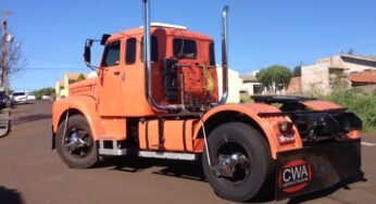 Por que alguns caminhões têm escape para cima e outros não? A resposta vai além da estética