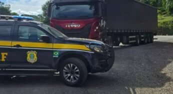 PRF retém caminhão com 205 multas, R$41 mil em débitos e 56 toneladas na BR-470 (Veranópolis)