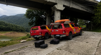 Caminhoneiro tenta salvar enteada após acidente e acaba morrendo afogado