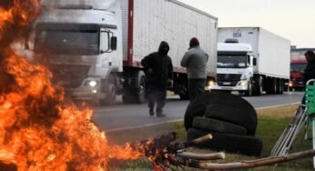 Qual é o motivo da greve dos caminhoneiros na argentina?