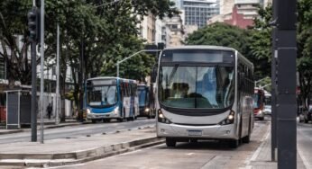Empresas de ônibus têm vagas abertas, mas falta motorista