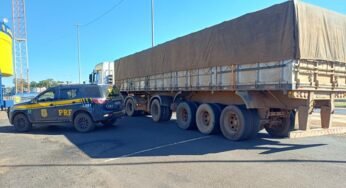 PRF flagra carreta de transportadora com placa falsa e documento atrasado desde 2022