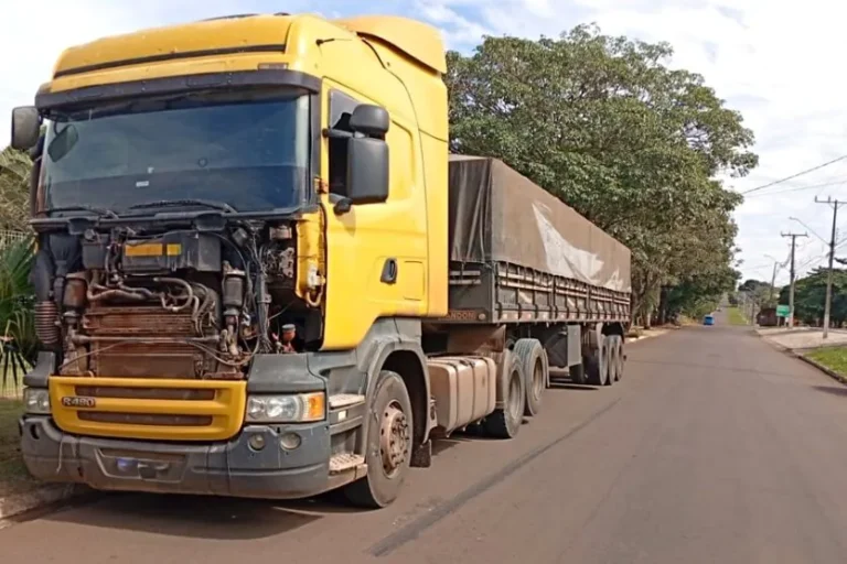 Caminhoneiro paraguaio é preso após ser flagrado dirigindo sob efeito de alcool