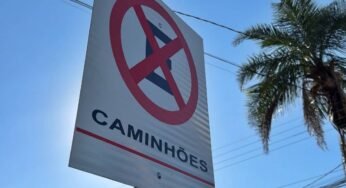 Comerciantes reclamam após proibição de estacionamento para caminhões