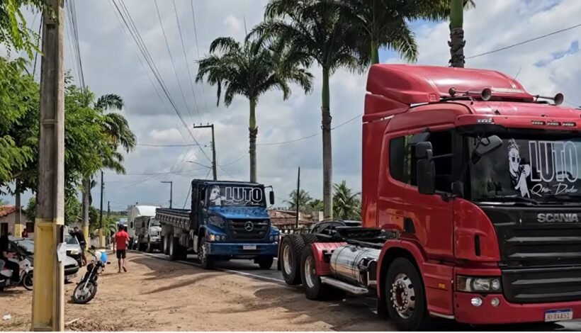 Cortejo de 10 km transforma despedida de caminhoneiro de 26 anos no RN