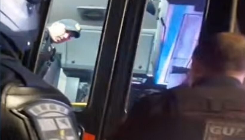 Ex-motorista furta ônibus de terminal por saudade do volante e acaba preso