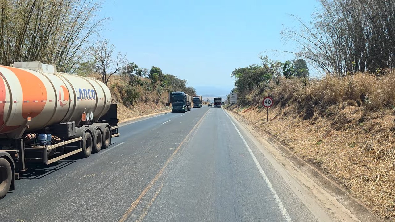 Serra de 10 km na BR-364 exige cuidado até de quem já conhece o caminho
