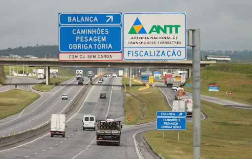 Conheça a maneira mais fácil de consultar a ANTT