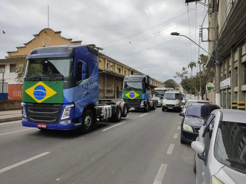 Bloqueios feitos em paralisação dos caminhoneiros são liberados no ES
