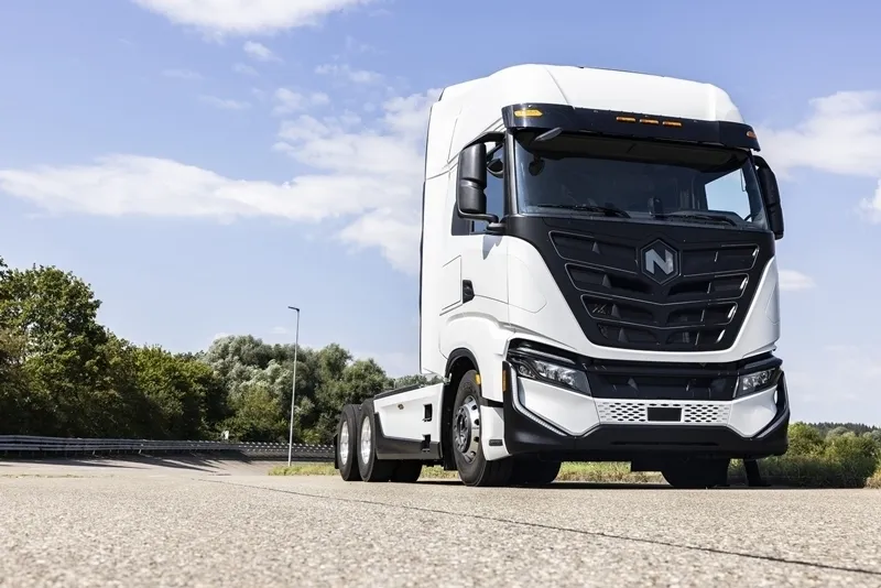 Fabricantes Iveco e Nikola Inauguram fábrica de caminhões elétricos na Alemanha