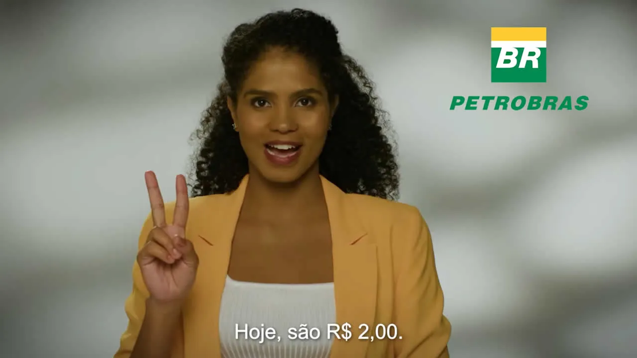 Petrobras publica vídeo afirmando que recebe apenas R$2,00 por litro de gasolina