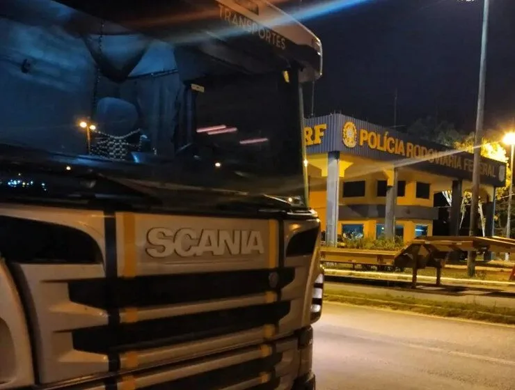 Caminhoneiro confirma para PRF que teria bebido cerveja antes de pegar a estrada
