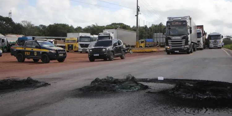 BR-316 corre risco de nova interrupção a partir de terça (26) por caminhoneiros da região