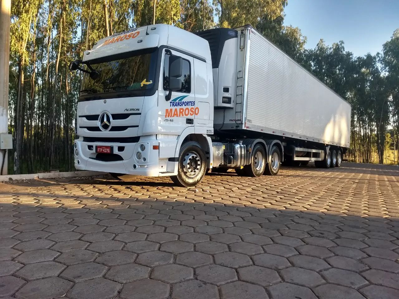 Transportadora Maroso abre vagas para motorista carreteiro