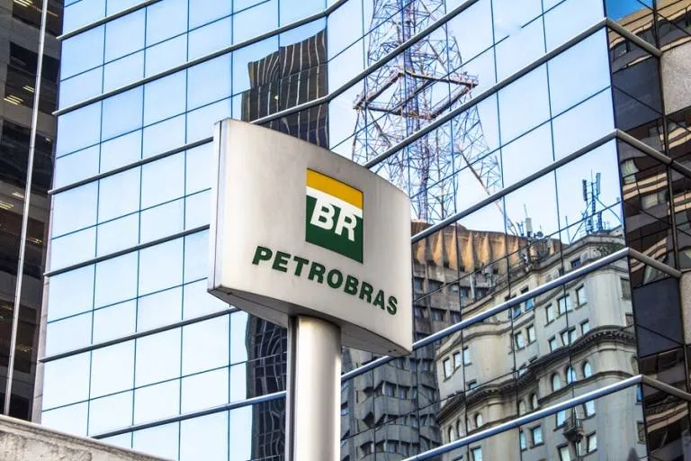Ministério da Justiça notifica a Transpetro e a Petrobras para esclarecerem sobre as dificuldades de abastecimento e os aumentos dos combustíveis