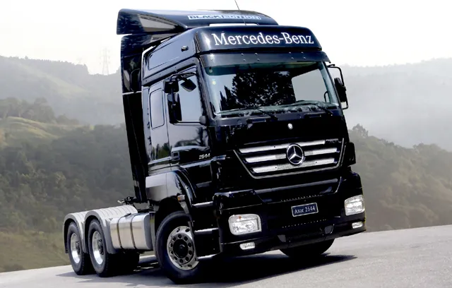 Black Edition Da Mercedes Benz