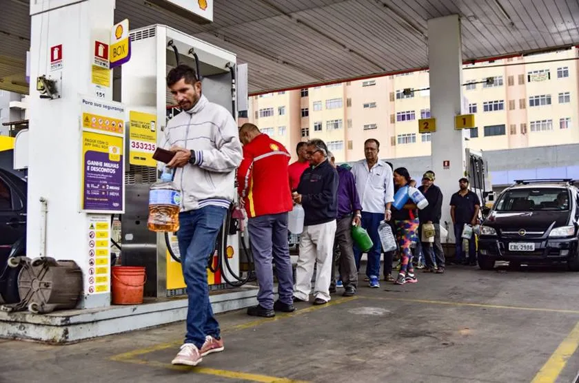 Vai ter greve dos caminhoneiros? Vai ter bloqueios? Precisa abastecer correndo?