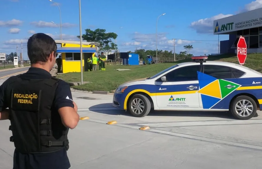 Justiça reduz multas da ANTT de R$ 305.000 mil para R$ 61.000 de transportadora