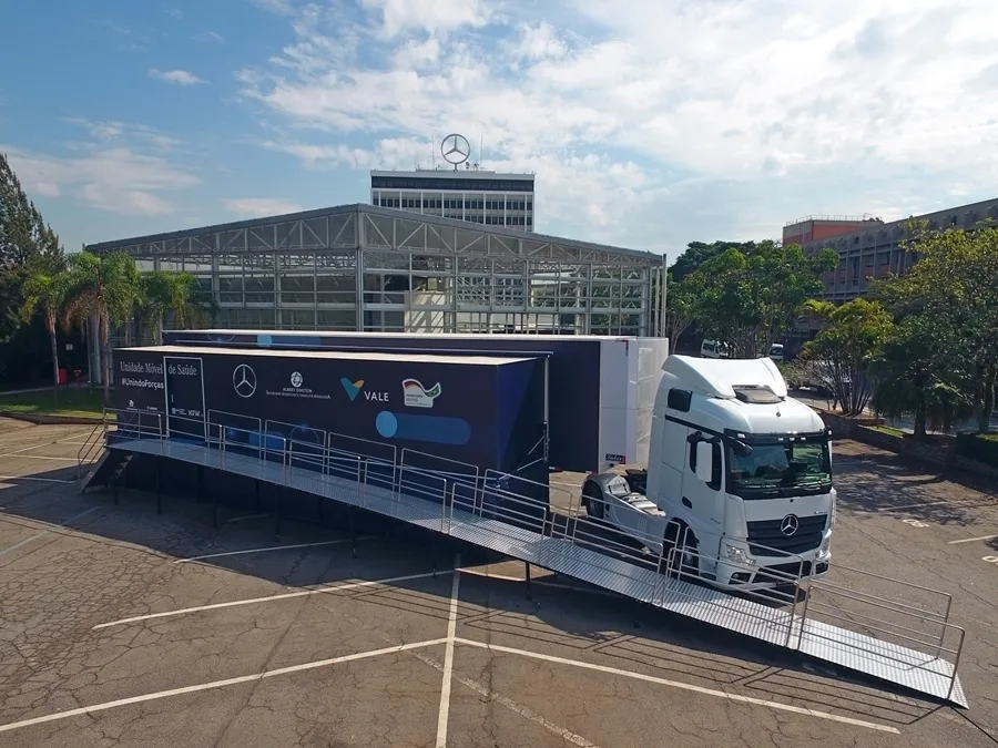 Prêmio AutoData 2021 é concedido para a Mercedes-Benz em três categorias