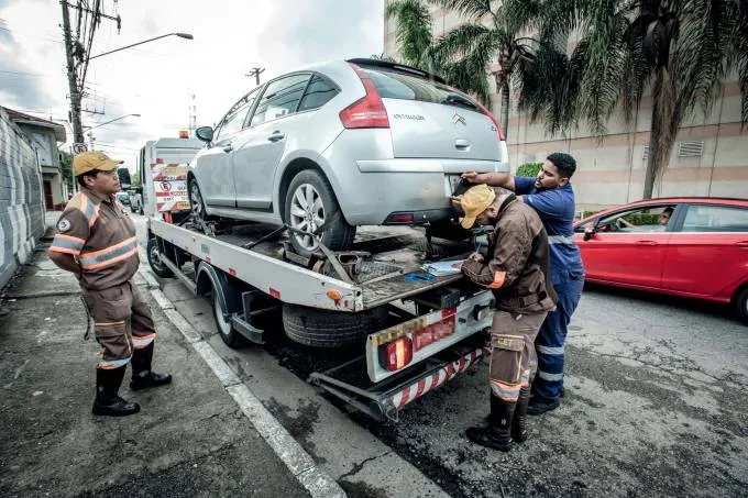 Nova lei pode evitar o guincho caso você seja pego em uma blitz