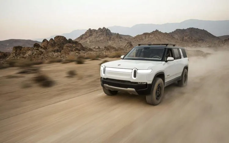 Rivian R1T ganha prêmio como a melhor caminhonete de 2021