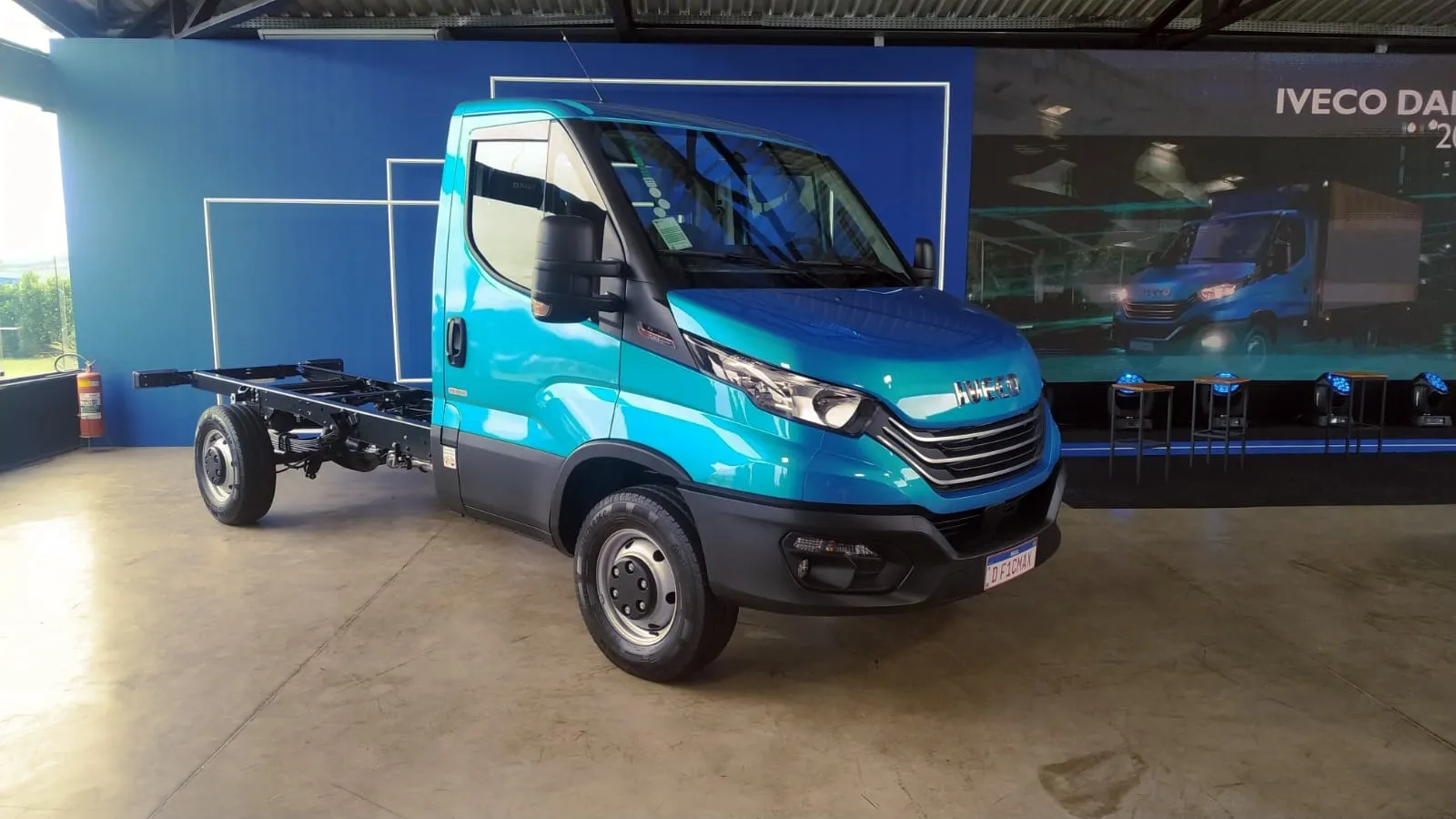 O modelo de caminhão Iveco Daily no Brasil é oferecido com mais de sessenta configurações
