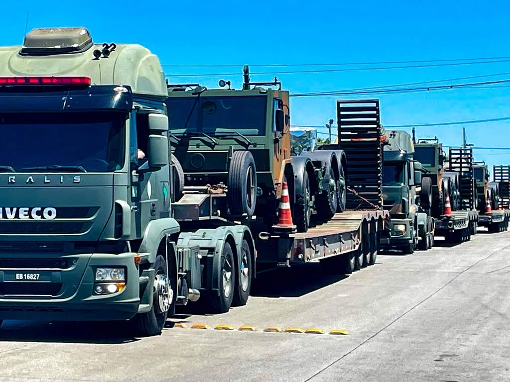 Tatra Veículos entrega seis caminhões pesados 8×8 Force para o nosso Exército brasileiro