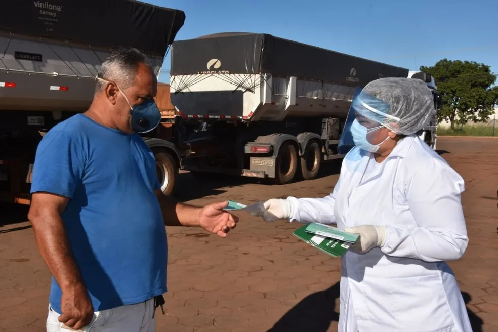 Goiás perde metade dos caminhoneiros para COVID-19 e alta no preço do diesel