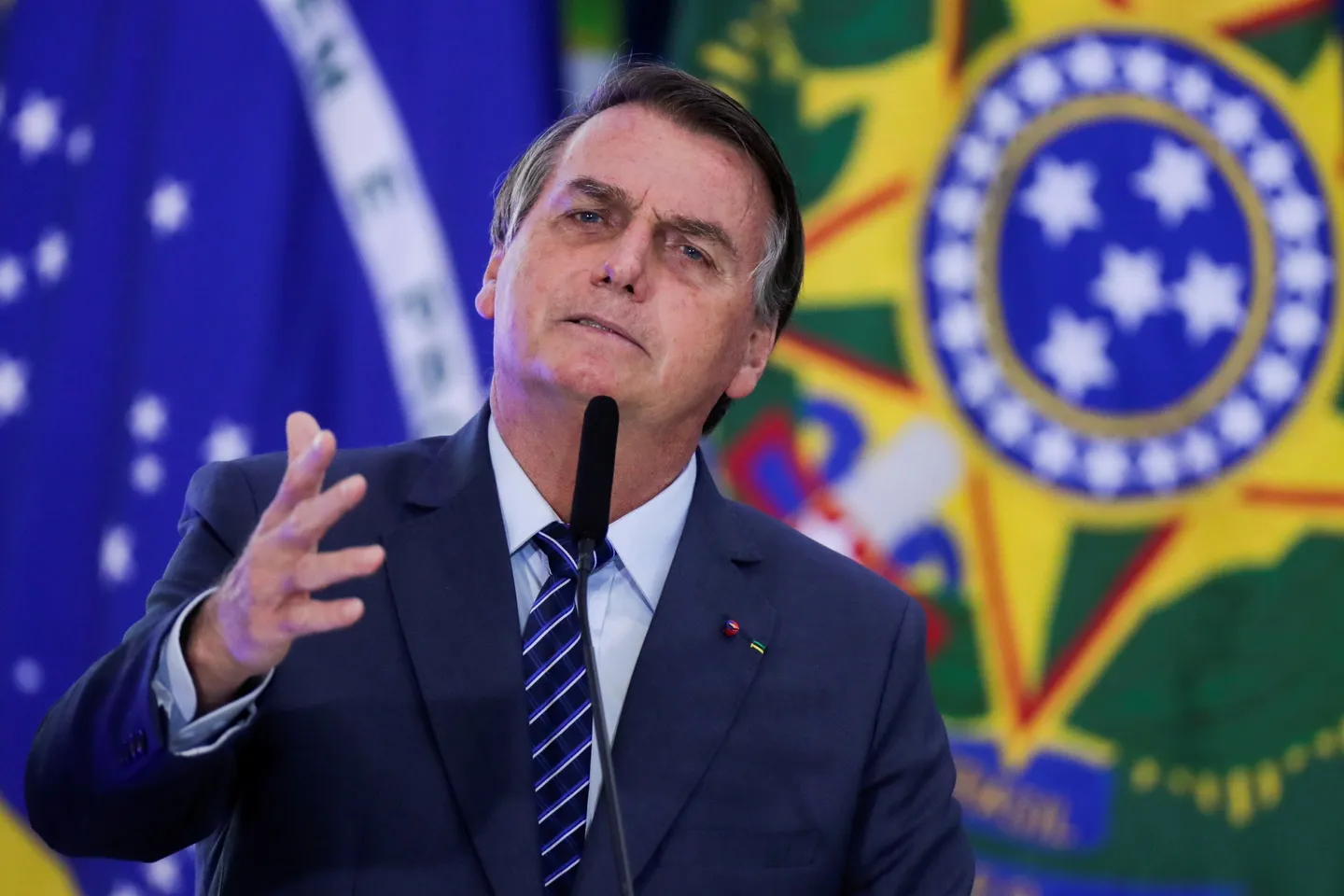 Presidente culpa corrupção da Petrobras por aumento do preço dos combustíveis