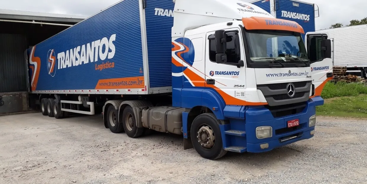TranSantos abre processo seletivo para motorista de caminhão