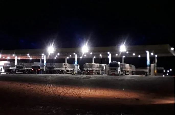 Caminhoneiro abasteceu 279 litros e mesmo assim foi proibido de dormir no posto