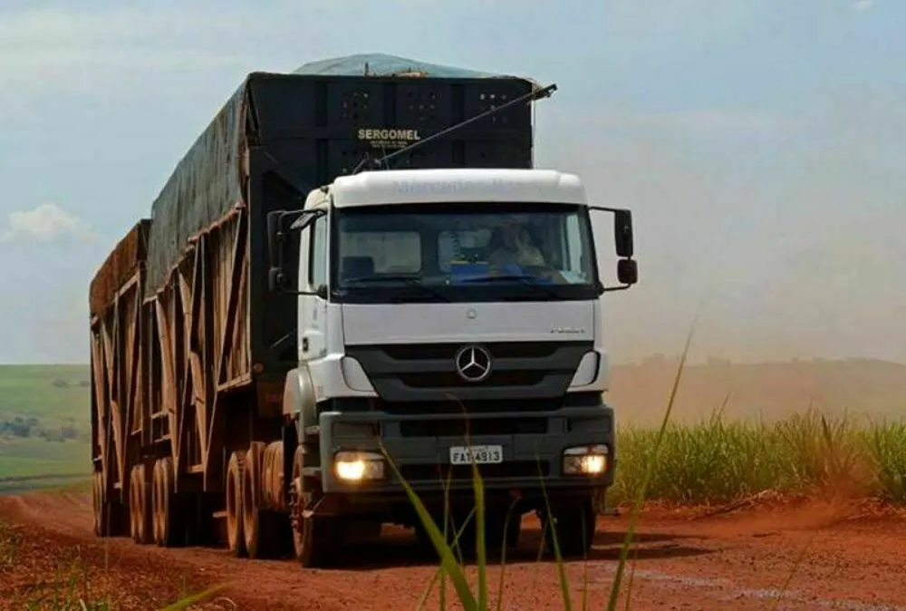 Usina Agropéu está com vagas disponíveis para caminhoneiro