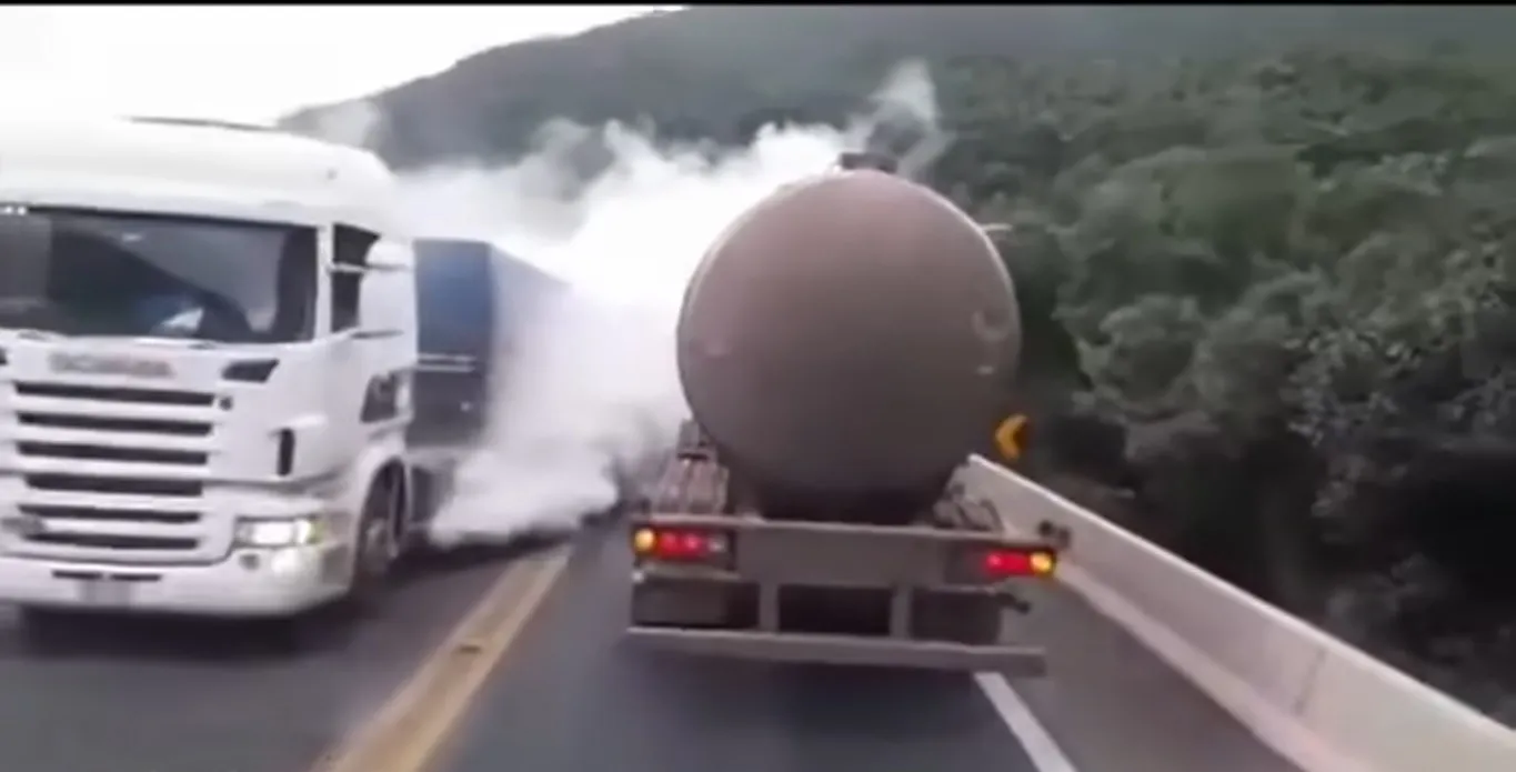 Governo estuda aumentar etanol na gasolina: entenda o que mudar nos veículos.