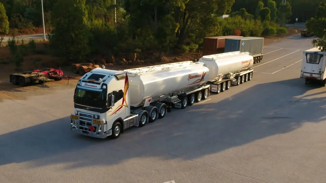 EUA Pretende Autorizar O Transporte De Duas Carretas De Uma Vez Para Inibir A Falta De Motorista