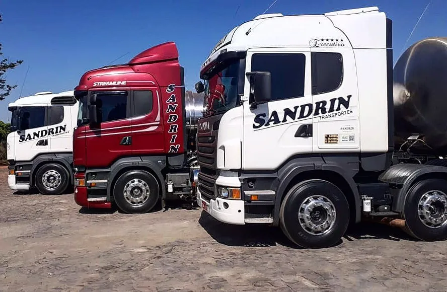 Sandrin Transportes anuncia vagas para caminhoneiro