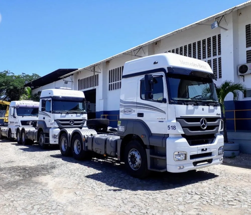Transportadora Unilink abre processo seletivo para motorista carreteiro