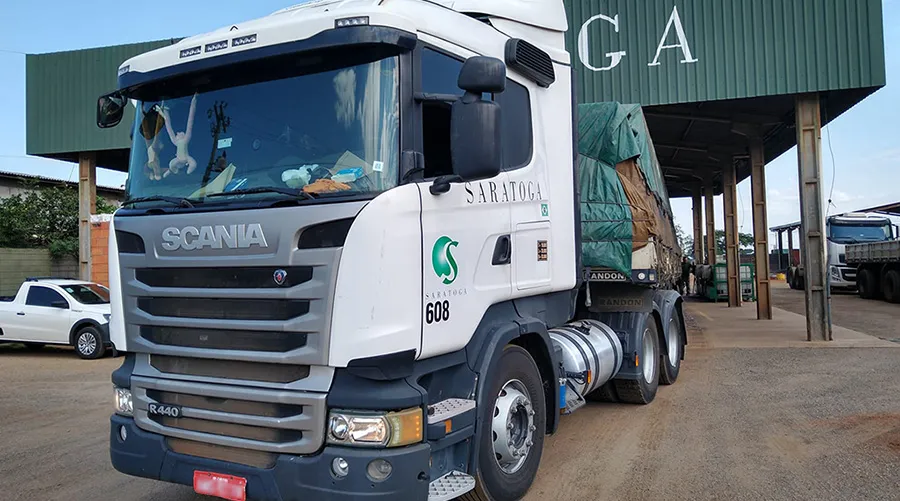 Saratoga Transportes anunciou novas vagas para contratar caminhoneiros