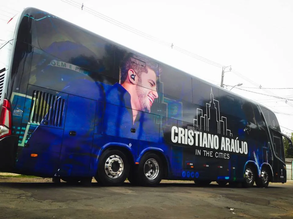 Onibus Cristiano Araujo