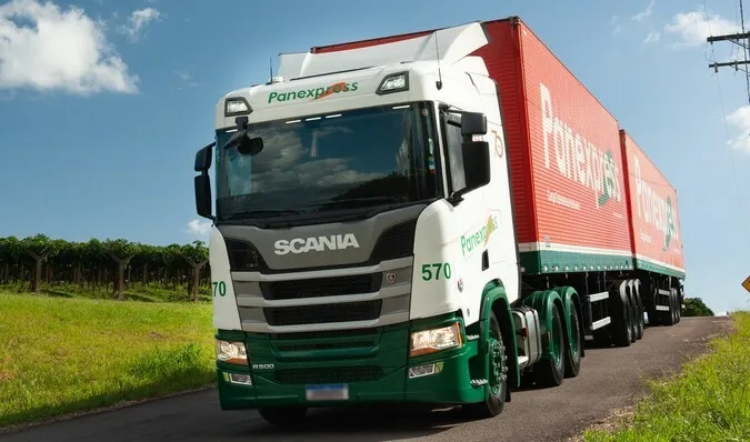 Transportadora Panex abre vagas para motorista carreteiro