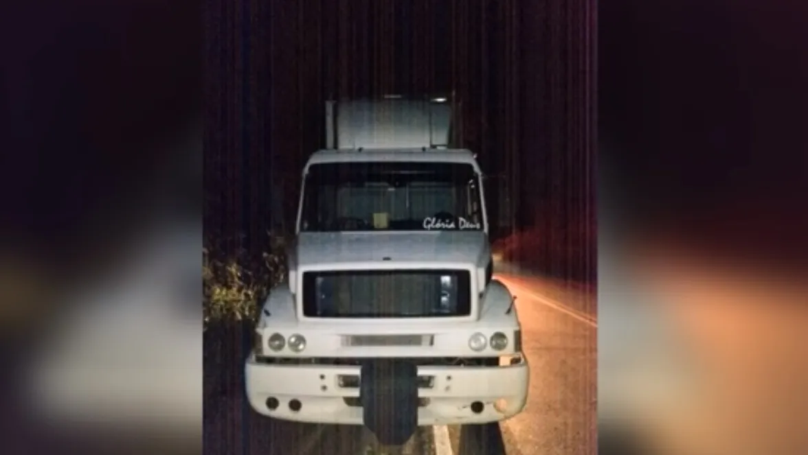 Empresa dona da carreta se posiciona sobre caminhoneiro embriagado que fugiu de abordagem da PMR