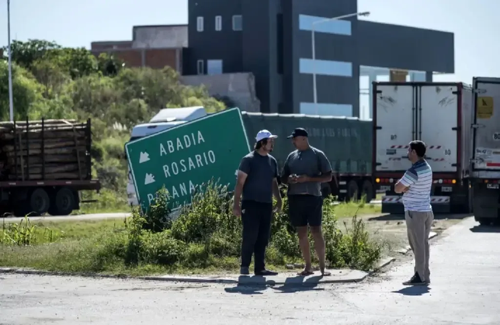 Na Argentina a greve dos caminhoneiros chega ao 8º dia
