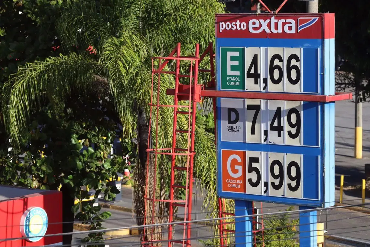 ANP anuncia queda dos preços da gasolina e do diesel pela segunda semana seguida nos postos