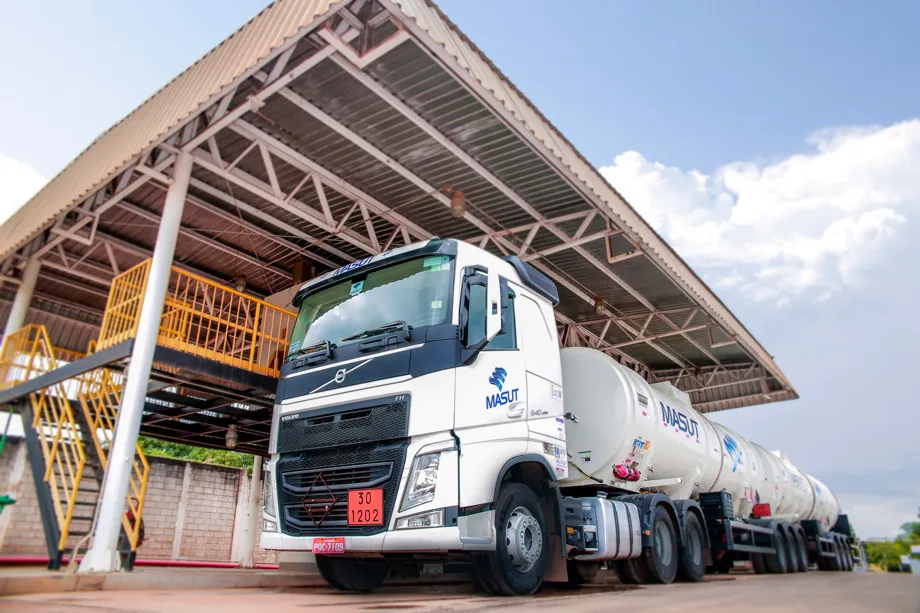 Transportadora Masut abre vagas para motorista carreteiro