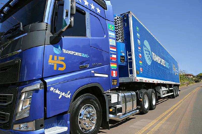 Transportadora Silvio abre vagas para motorista carreteiro