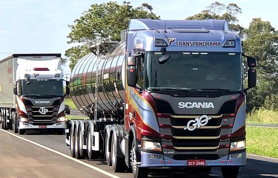5 Transportadoras com vagas para motorista carreteiro.