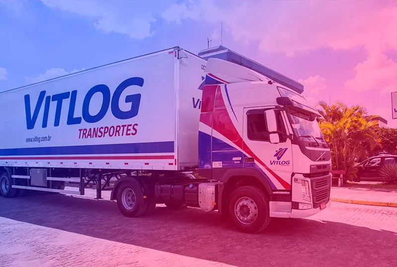 Transportadora Vitoria Log anunciou vagas de emprego para caminhoneiro