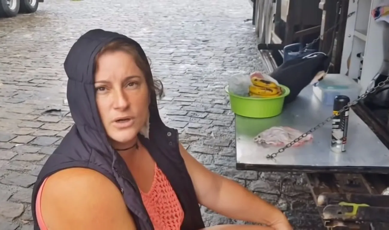 Conheça a caminhoneira Walmiria, famosa carreteira raiz.