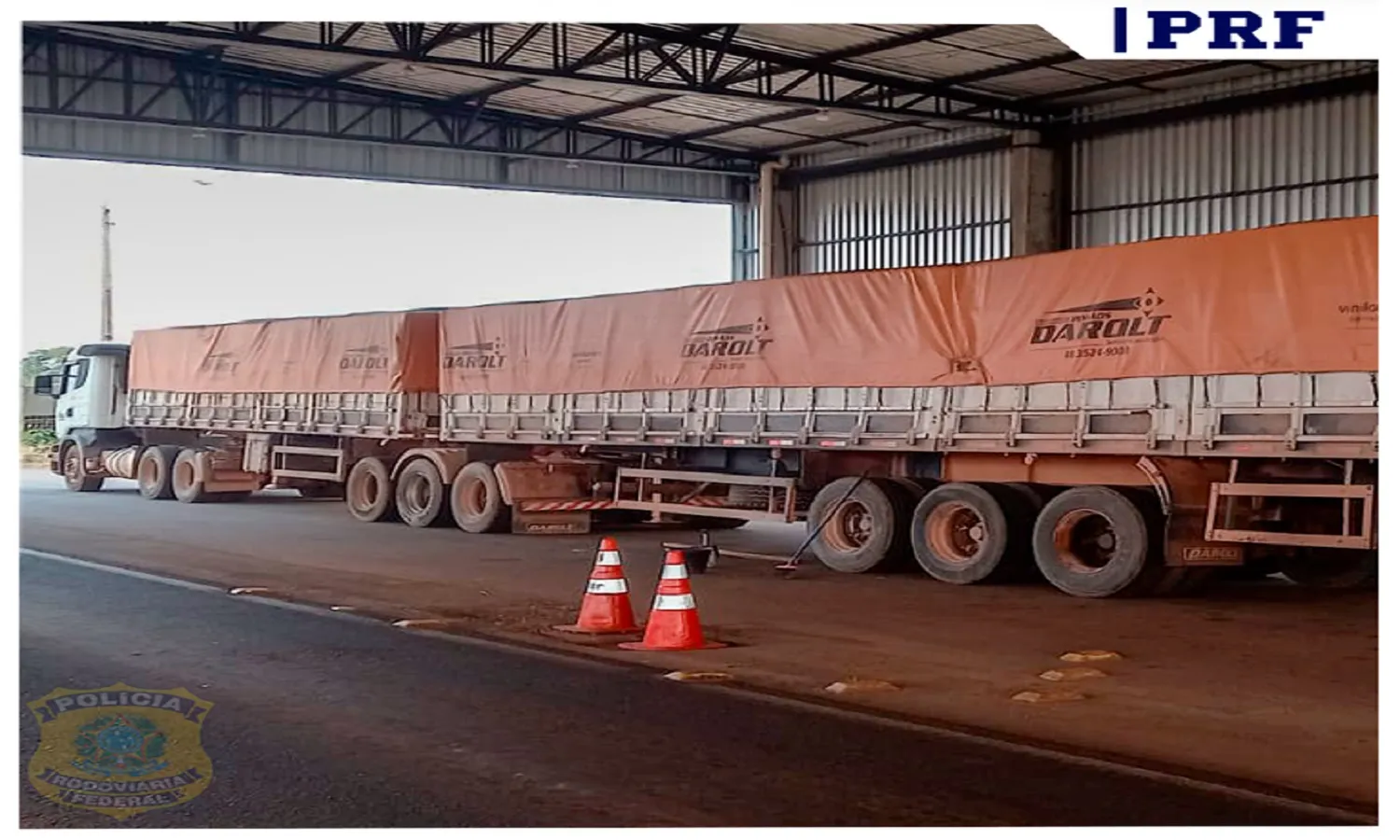 A Polícia Rodoviária Federal recupera três veículos e menos de 10 horas no estado de Rondônia