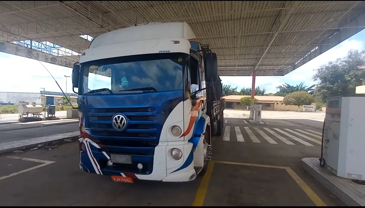 Caminhoneiro é surpreendido com 10 multas de uma só vez pela PRF